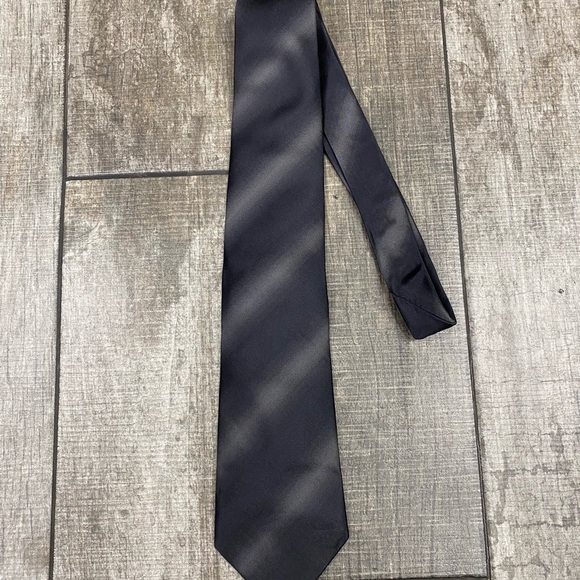 100% Authentic - 13 piece men’s Hugo Boss tie bundle brand new - Picture 5 of 5